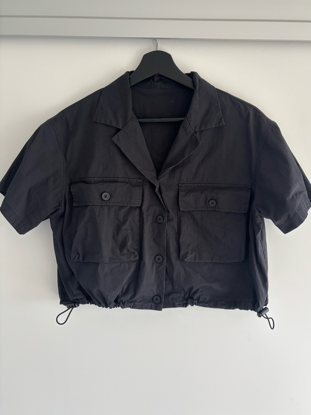 GU Cropped Utility Shirt in Black